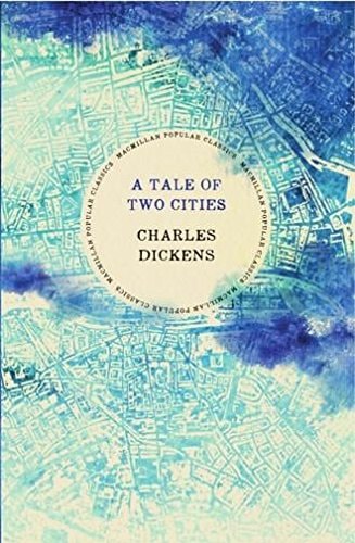 A Tale of Two Cities [Paperback] Charles Dickens
